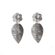 Load image into Gallery viewer, Sterling Silver Flower and Leaf Earring